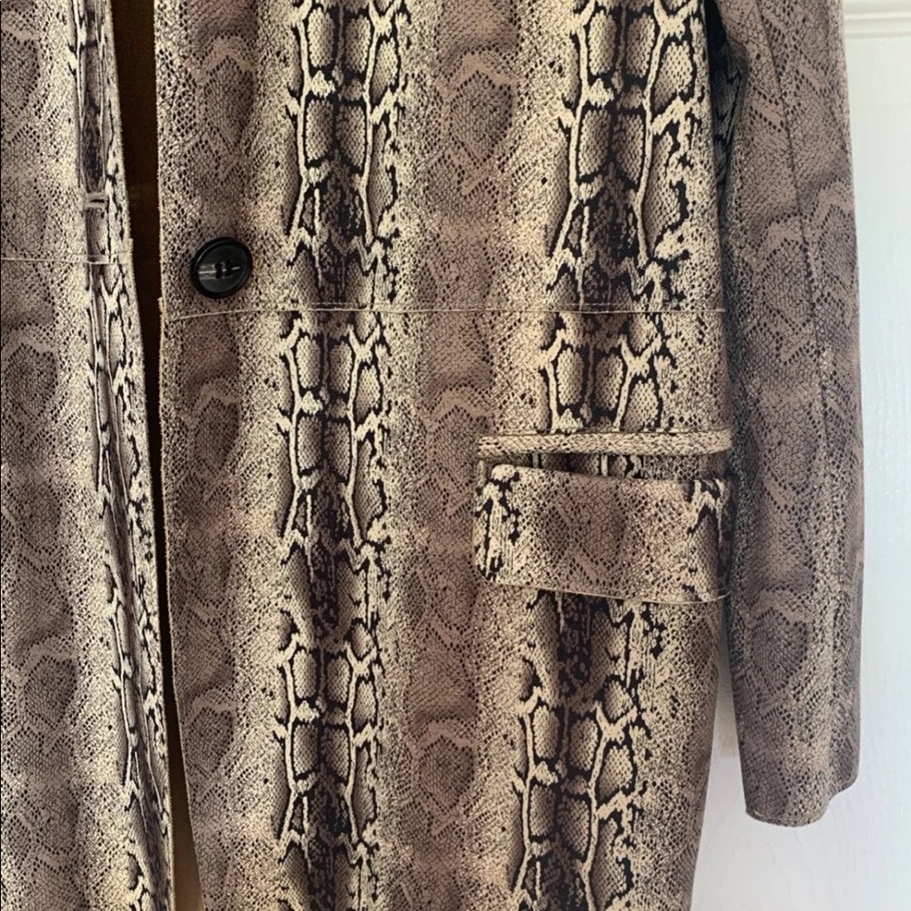 BLANKNYC Renegade jacket in Snake - Picture 5 of 7